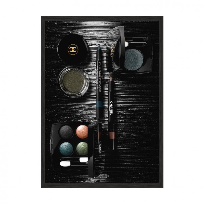 Make Up.